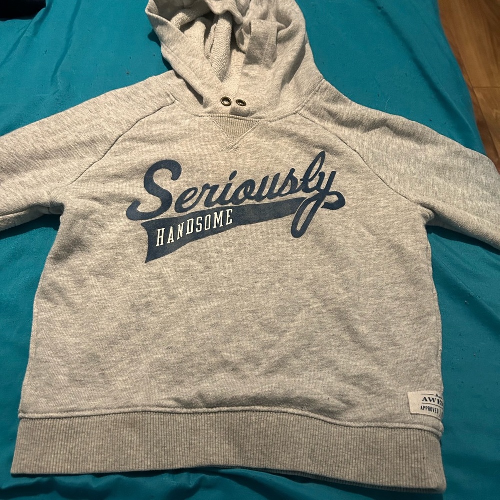 I’m selling a hoodie